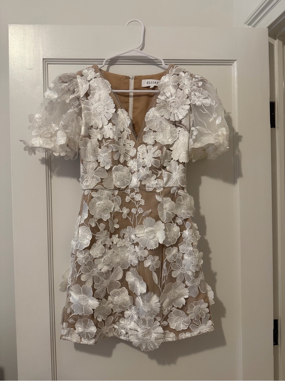 Elliatt Zayna 3D Floral Mini Dress XS